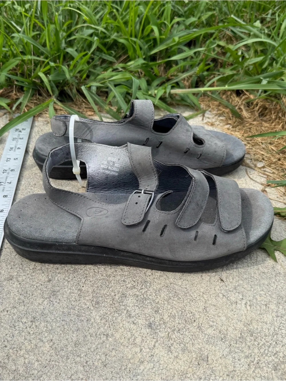 Double strap grey gray Sandals six women’s 10